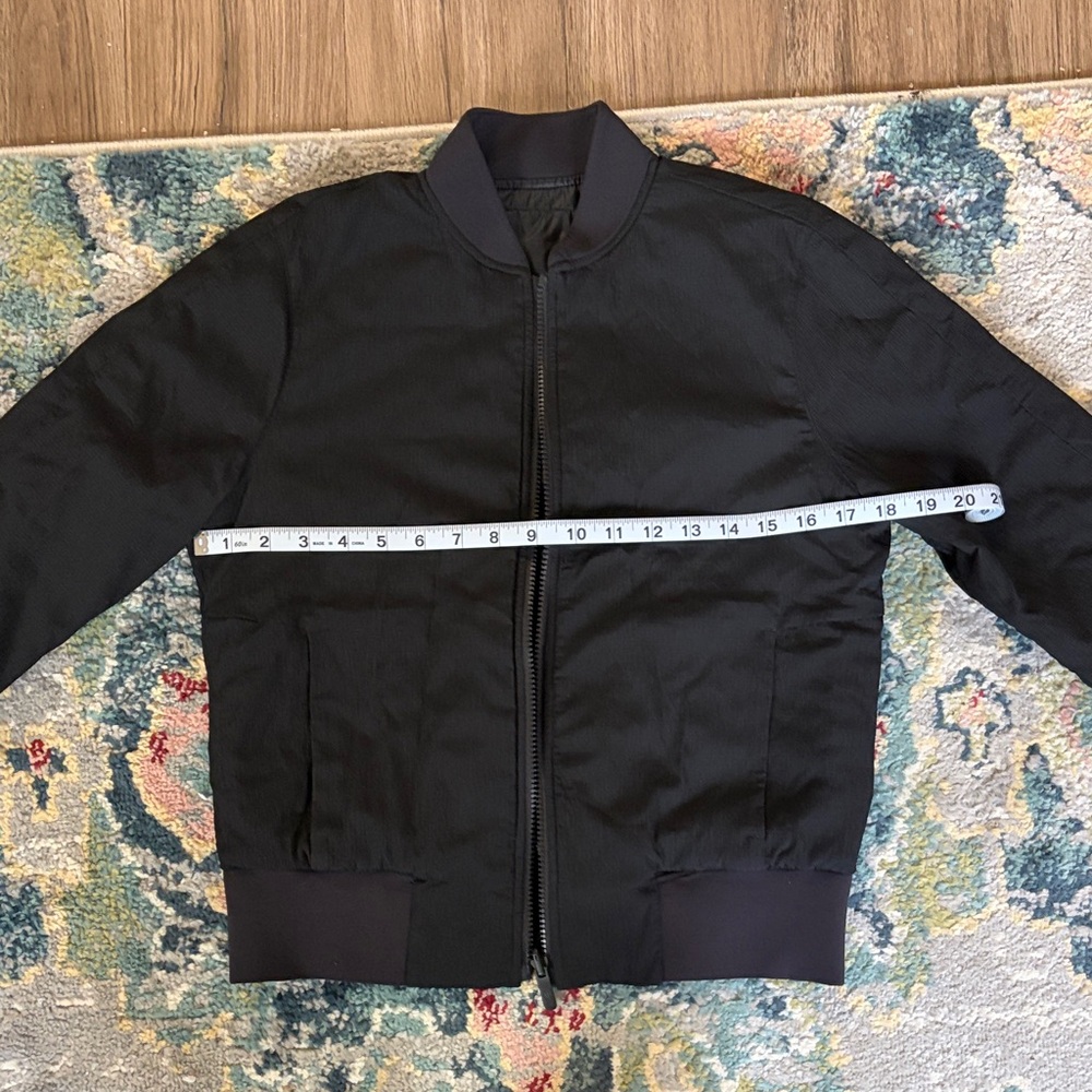 Lululemon Women’s Black Bomber Jacket